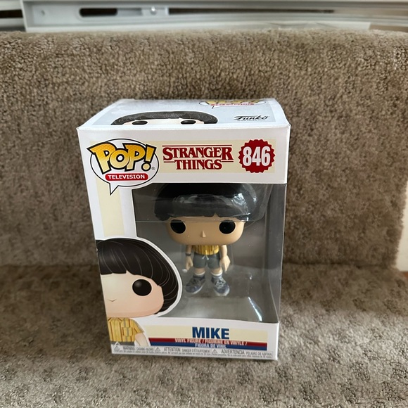 Funko Pop! TV: Stranger Things - Mike (#846) - Picture 2 of 2